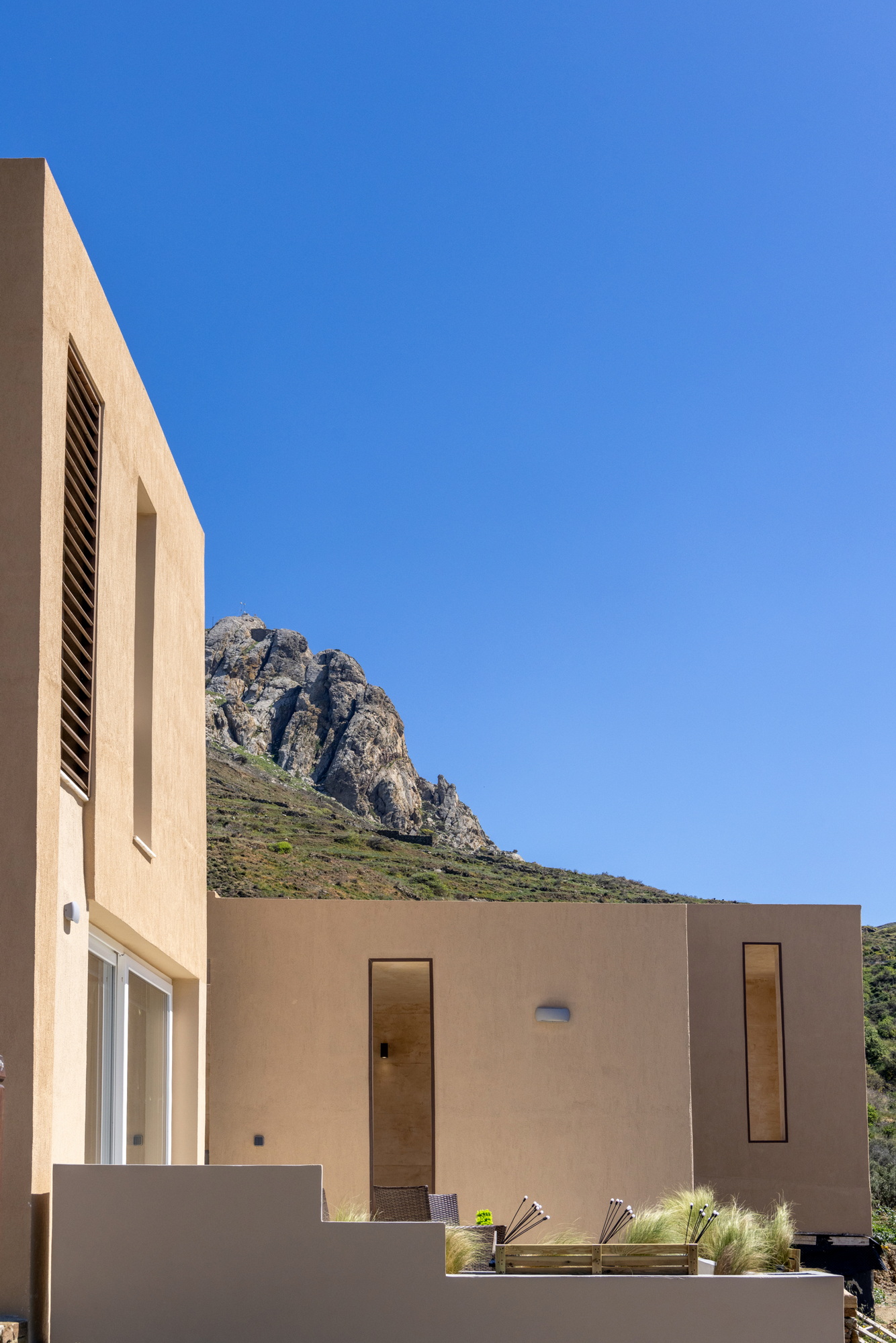 Αιθήρ (Ether) - 1