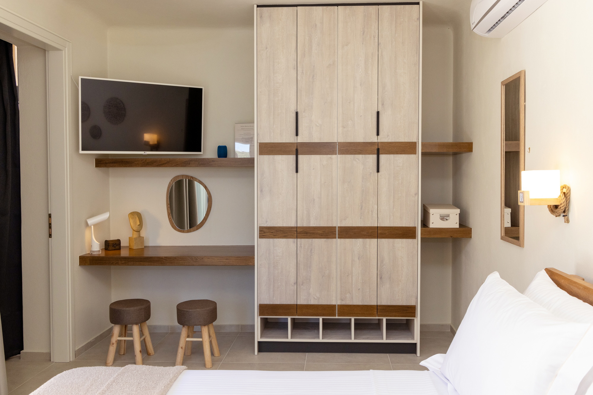 Ύδωρ (Water) - 2