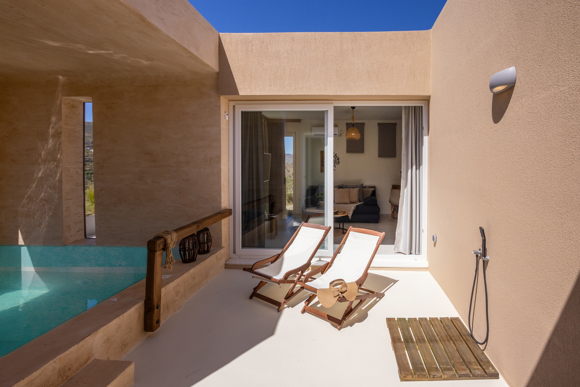 Ύδωρ (Water) - 1