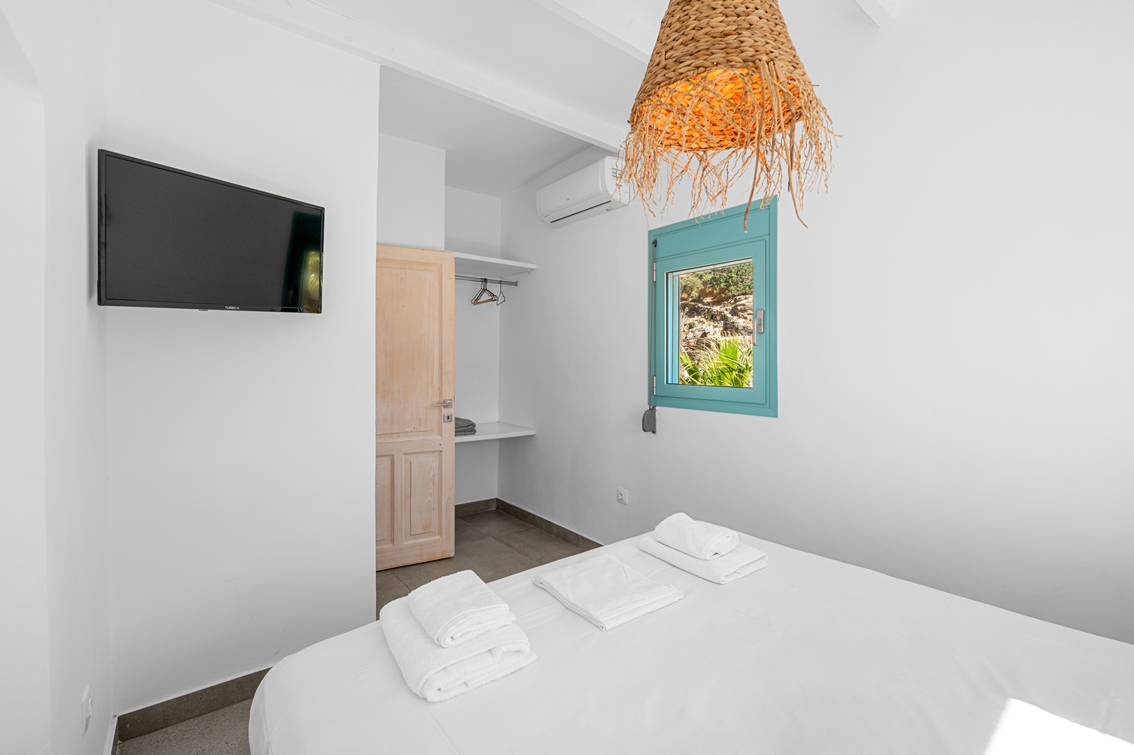 Tinos luxury accommodation 6